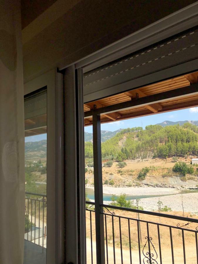 Hotel Villa Ago Përmet Exteriör bild